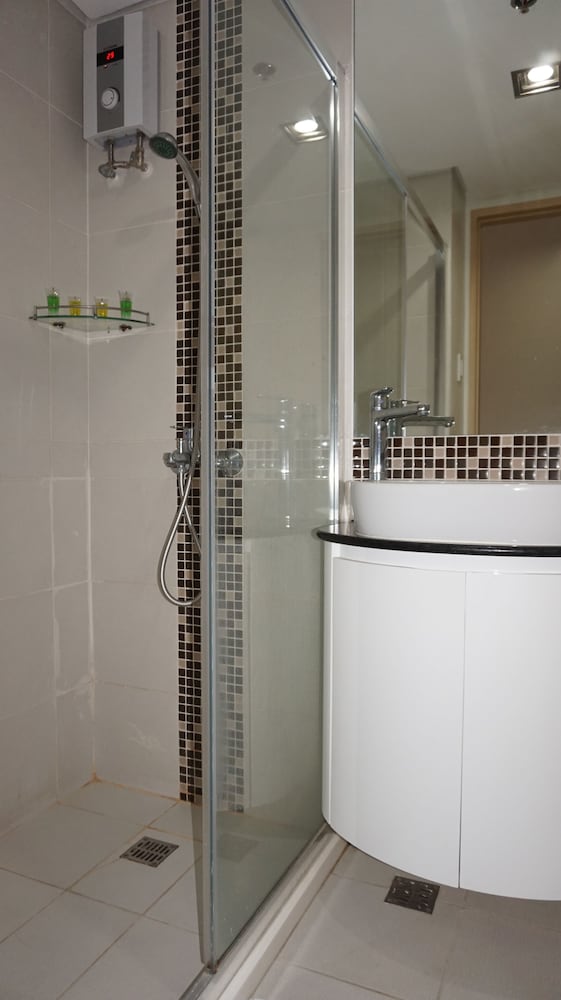 Extremeli Suites 9/65