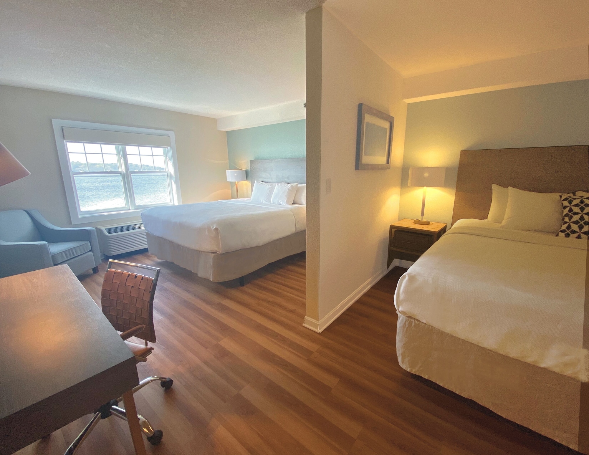 Suite, 2 King Beds, Suite Building