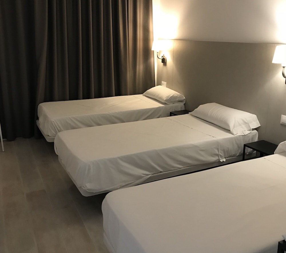 Hotel Boutique Centro Bbb 12/23