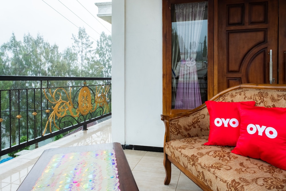 OYO 2169 Anugrah Bromo Homestay 9/52