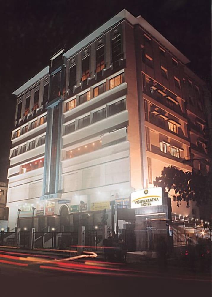 Vishwaratna Hotel 1/39