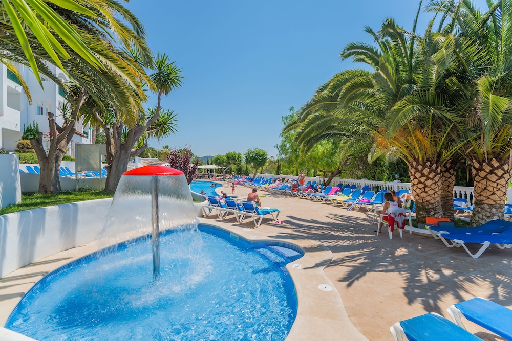 Apartamentos Holiday Center Santa Ponsa 35/46