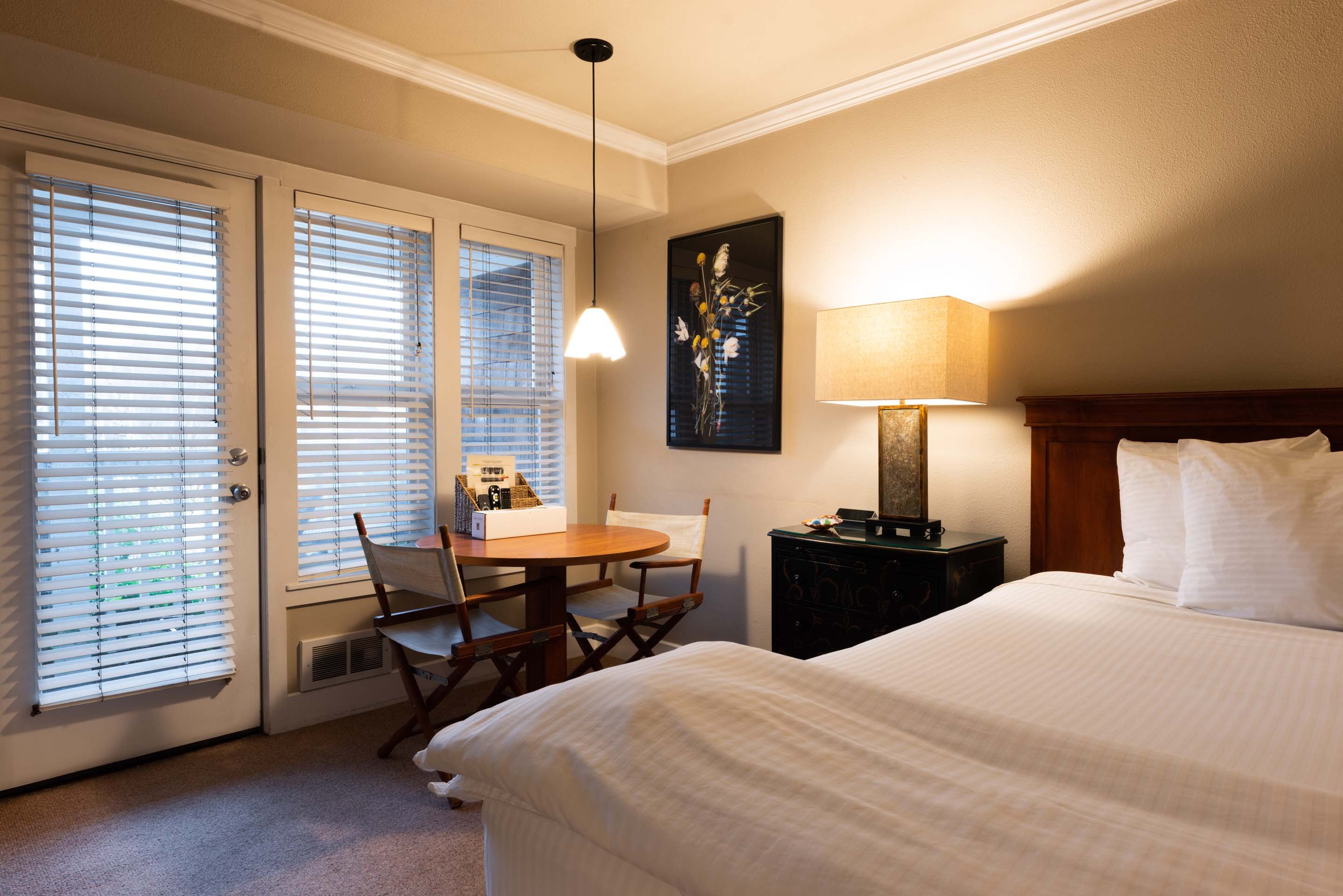 Cannon Beach Hotel Collection 5/39
