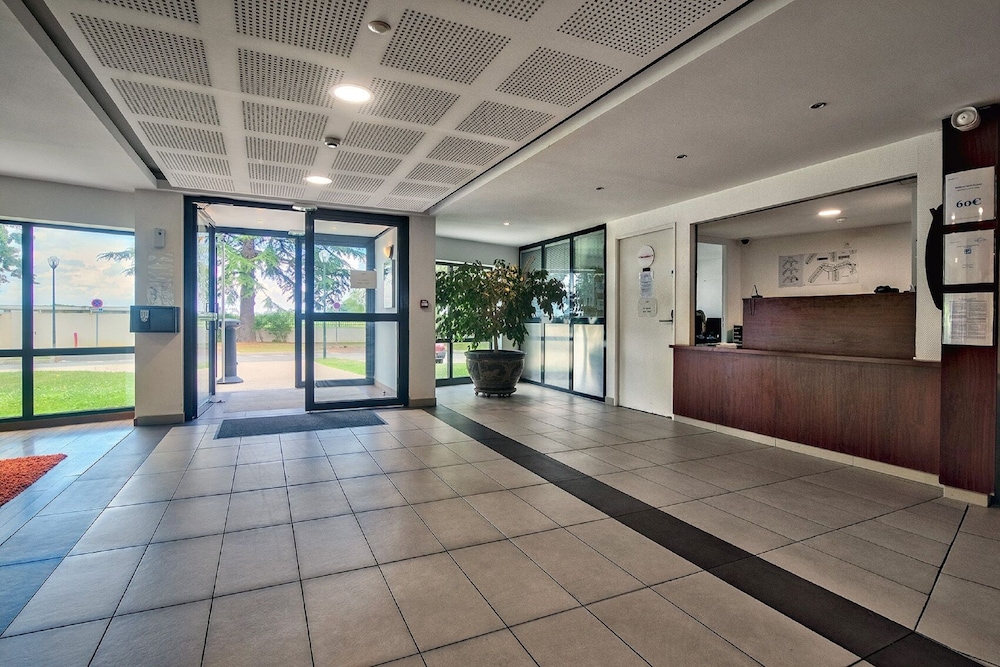 zenitude hotel residences magny les hameaux