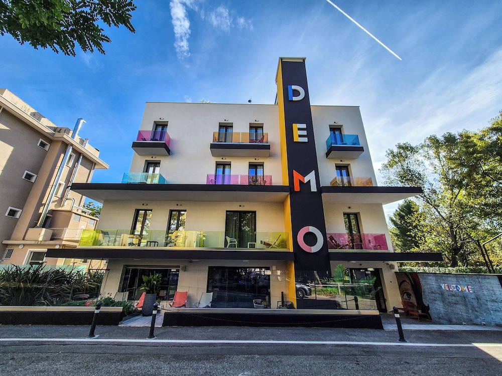 Demo Hotel Design Emotion 4/50