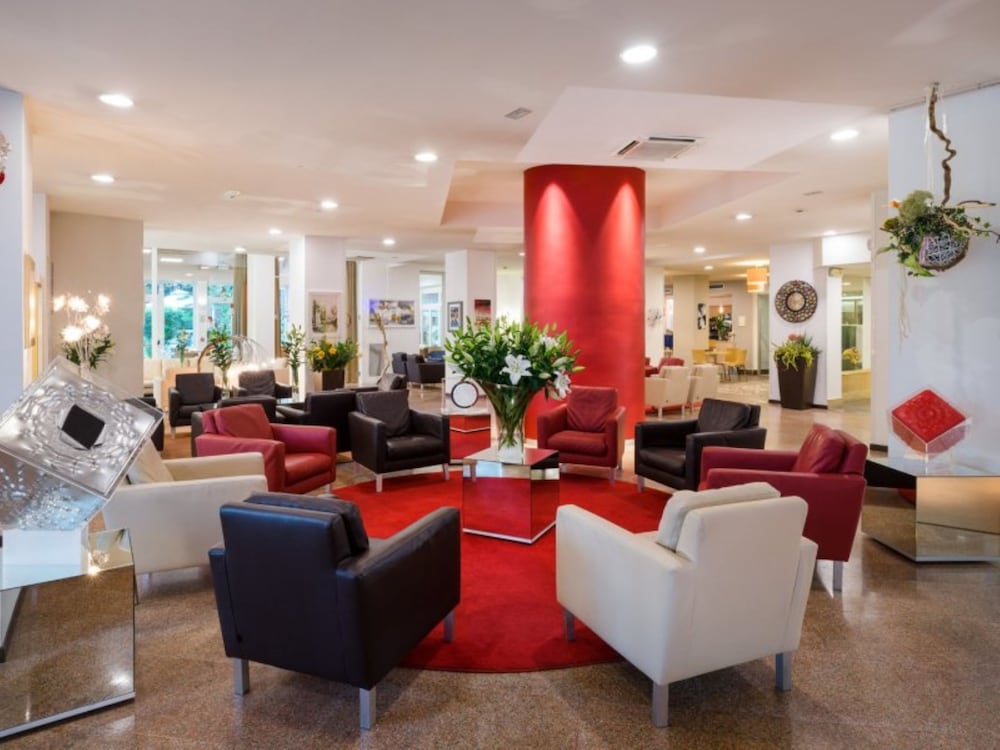 Hotel Mioni Royal San 63/72
