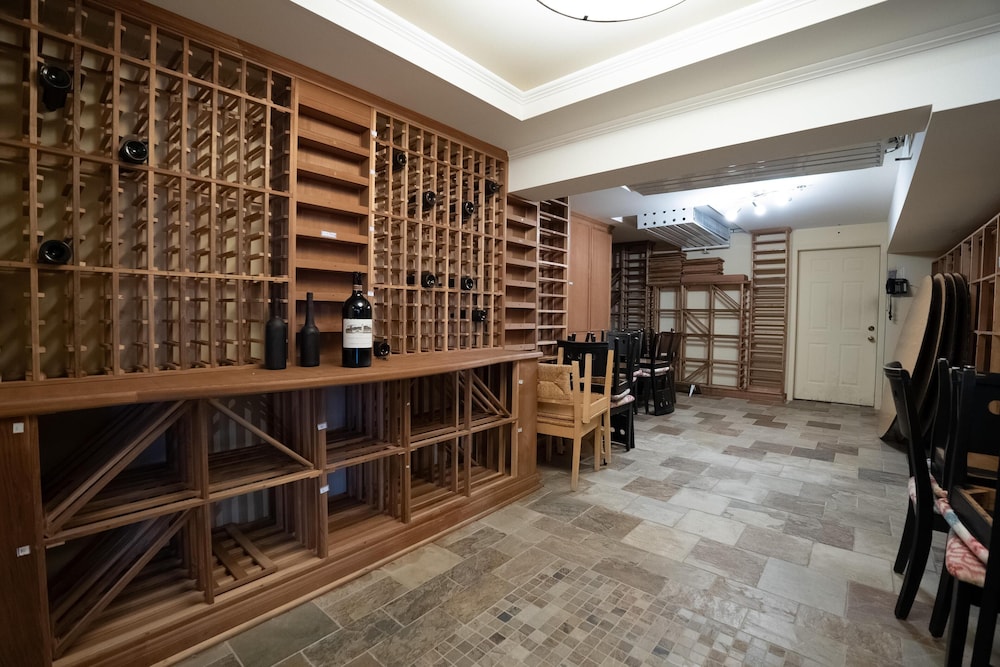 Hotel Lac Brome, BW Signature Collection 10/60