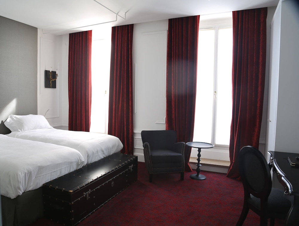 Hotel Moliere 16/71