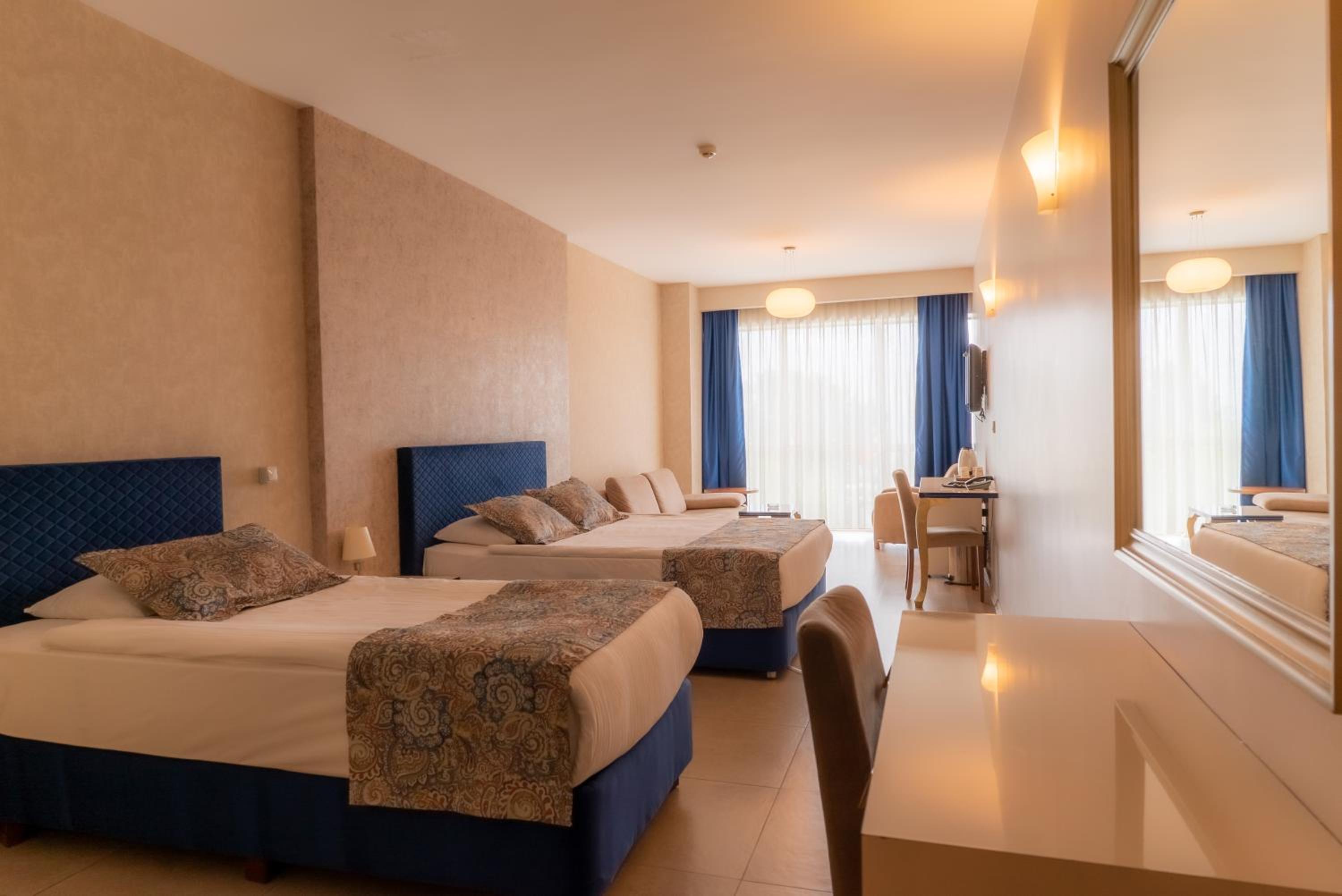 Grand Karot Hotel 11/56