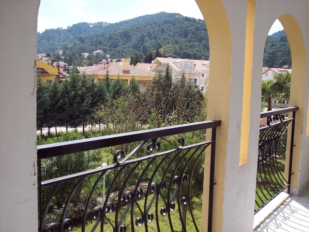 Grand Villa Sol Apart 61/68