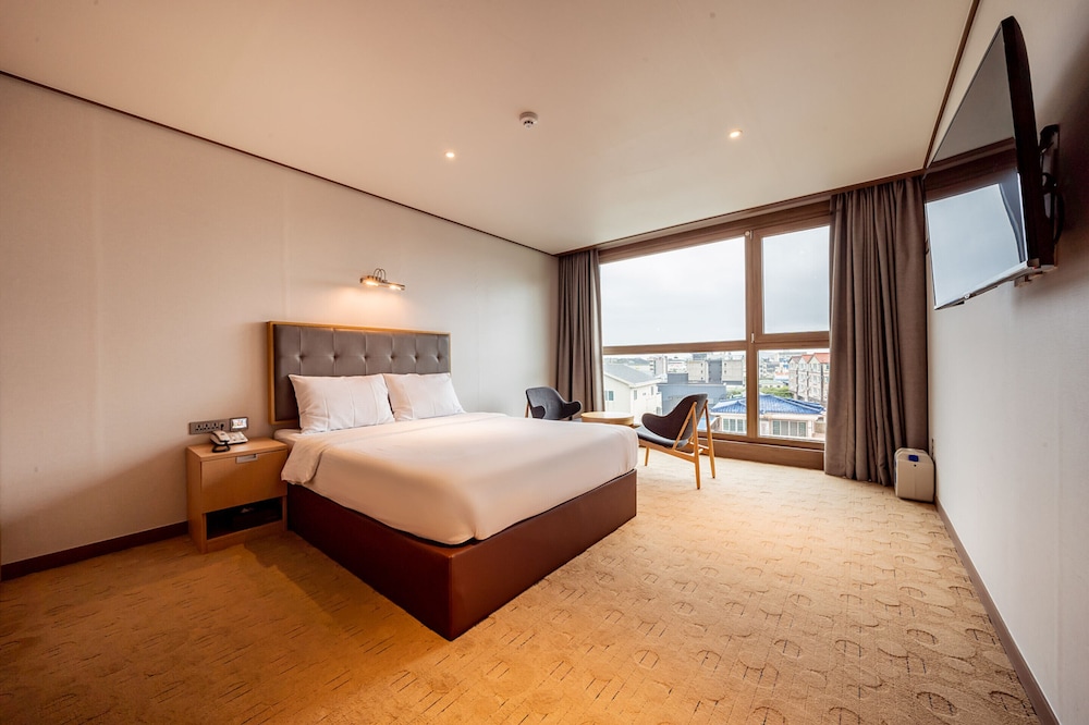 Sunrise Hotel Sungsan 12/62