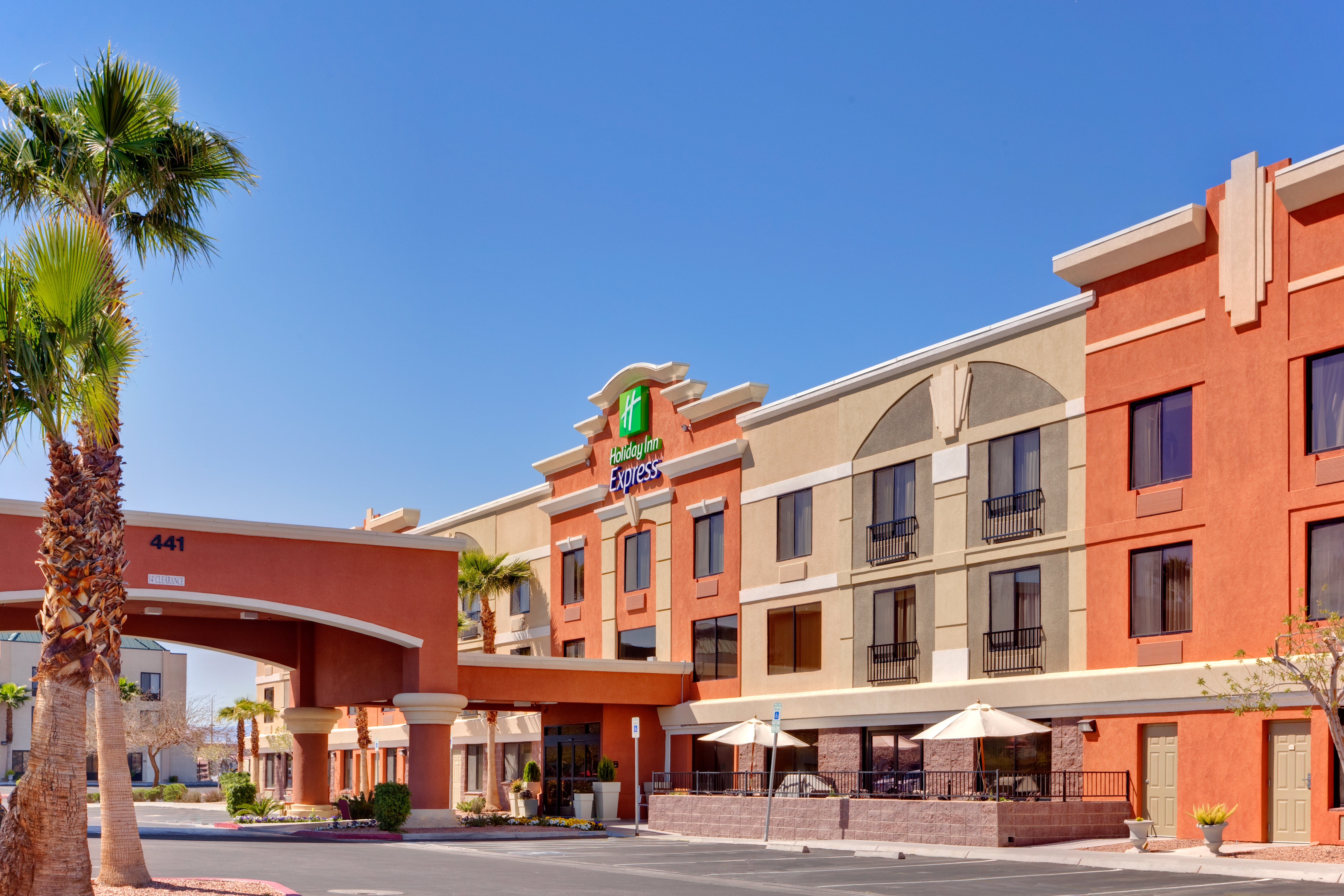 Holiday Inn Express Hotel & Suites Henderson 11/71