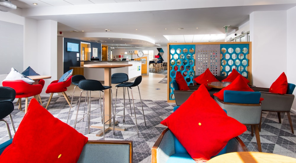 Holiday Inn Express Southampton West 51/64