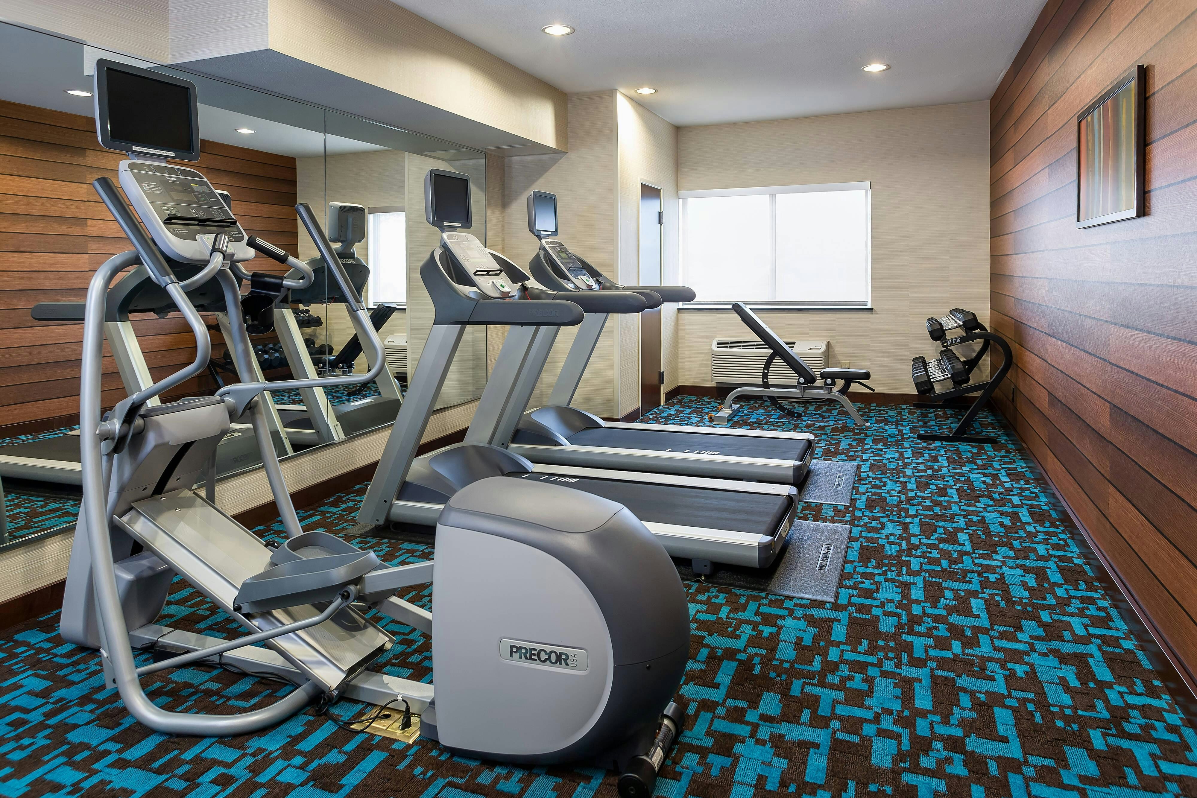 Fairfield Inn & Suites Findlay 18/29
