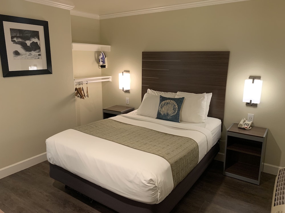 El Castell Motel 22/65