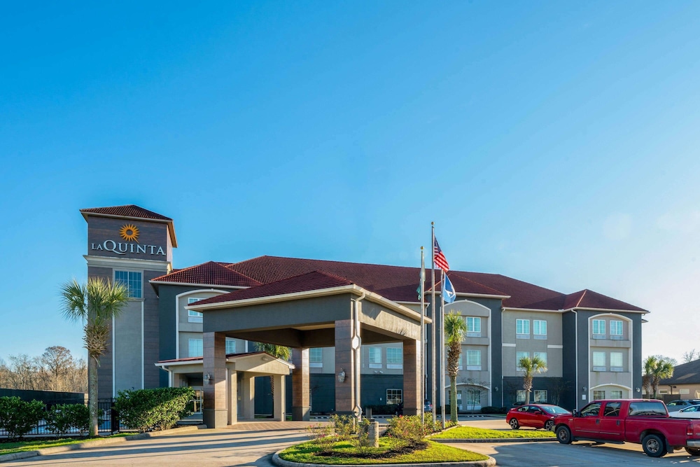 La Quinta Inn Suites Boutte 3/58