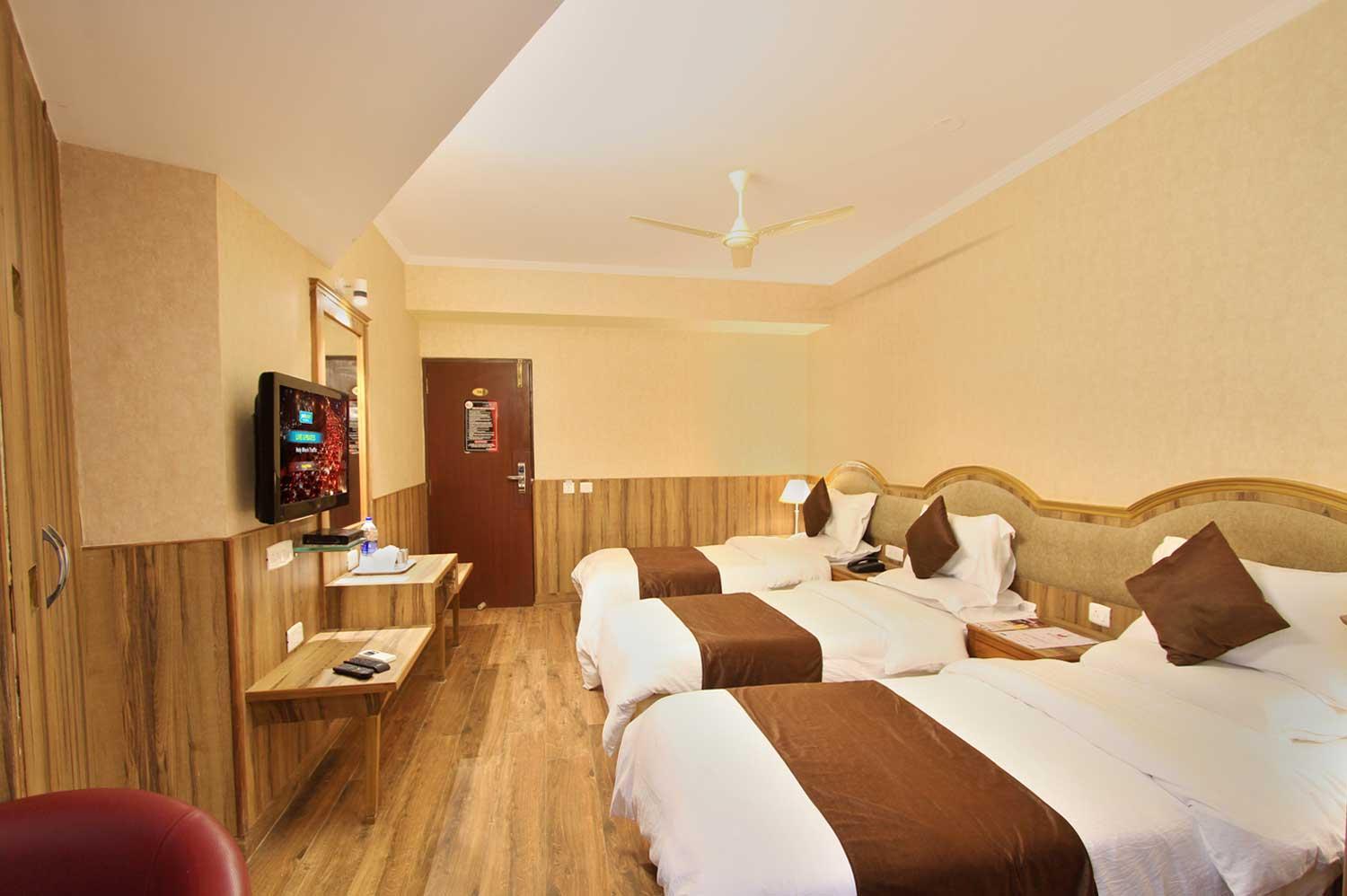 HOTEL EMPIRE INTERNATIONAL-CHURCH STREET 16/25