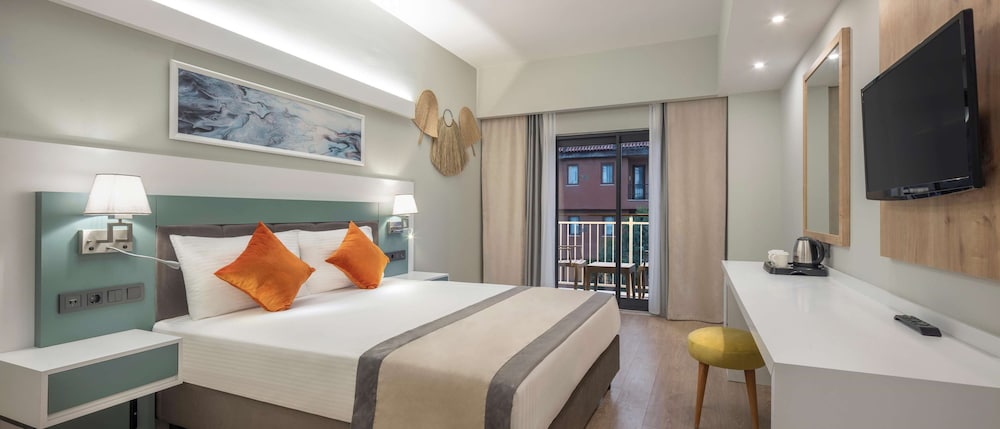 Arcanus Hotels Trendline Side 16/50