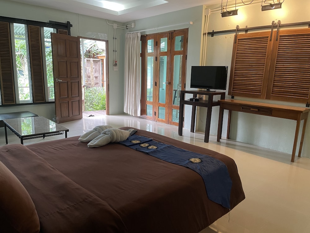 Ruen Kaew Resort 31/38