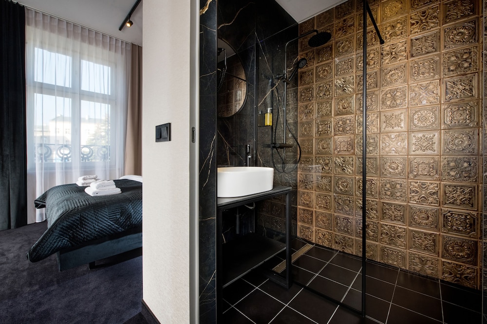 Hotel Krupnicza 30 18/20