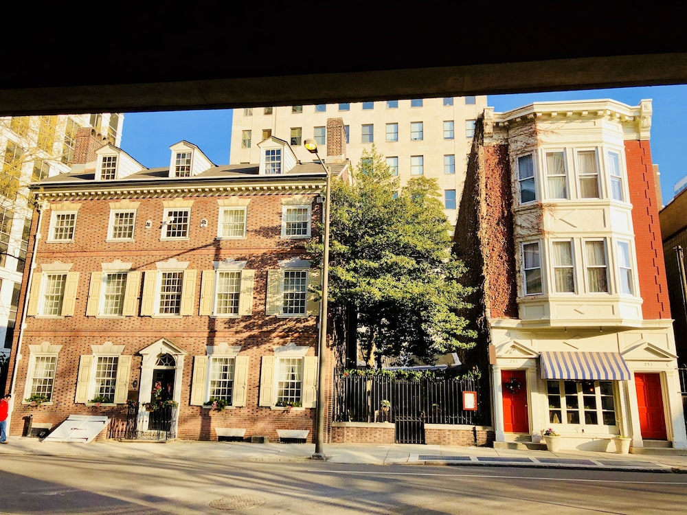 Morris House Hotel 41/50