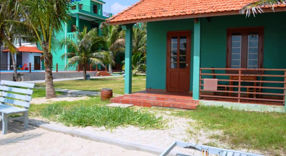Hiep Hoa Resort 38/40