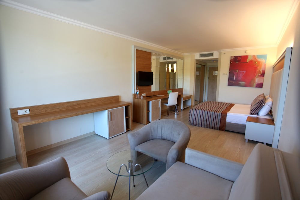 Pegasos Resort 42/74