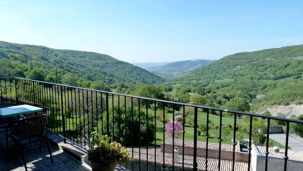 Hotel La Mere Biquette 19/20
