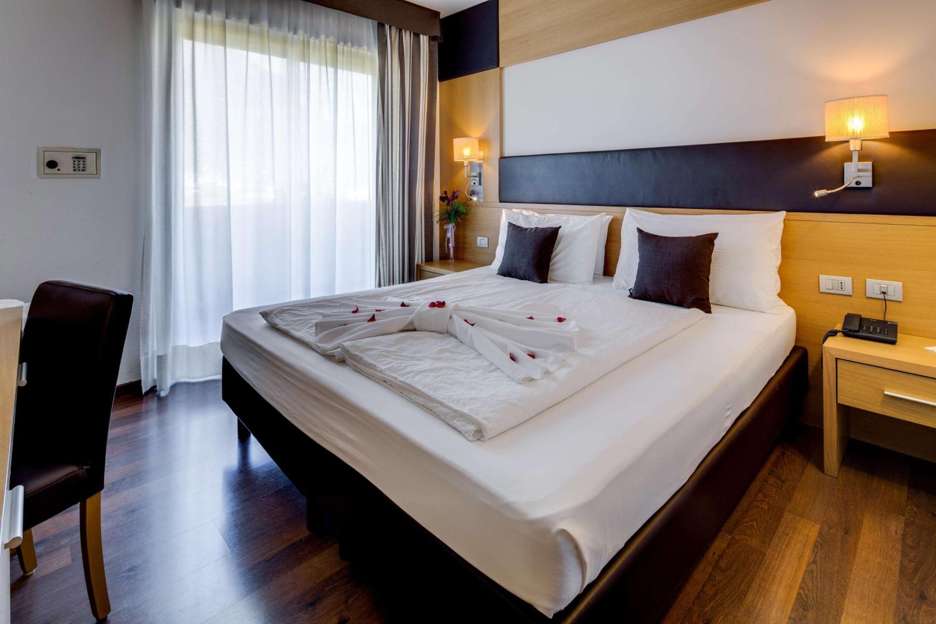 Executive, Double Bed