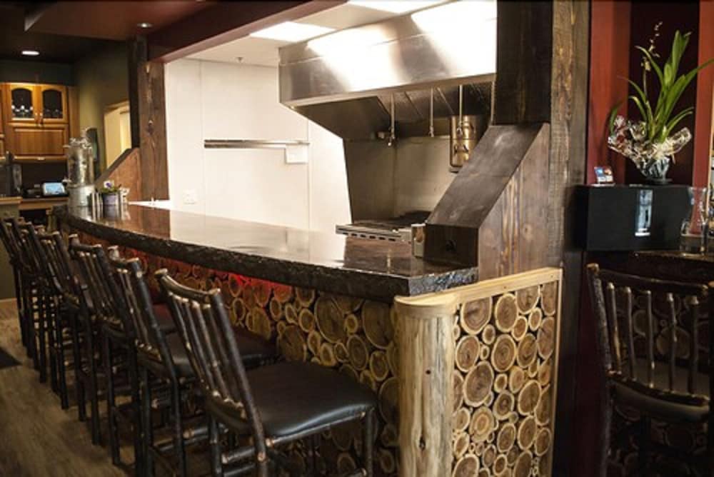 Sitka Hotel And Restaurant 13/45