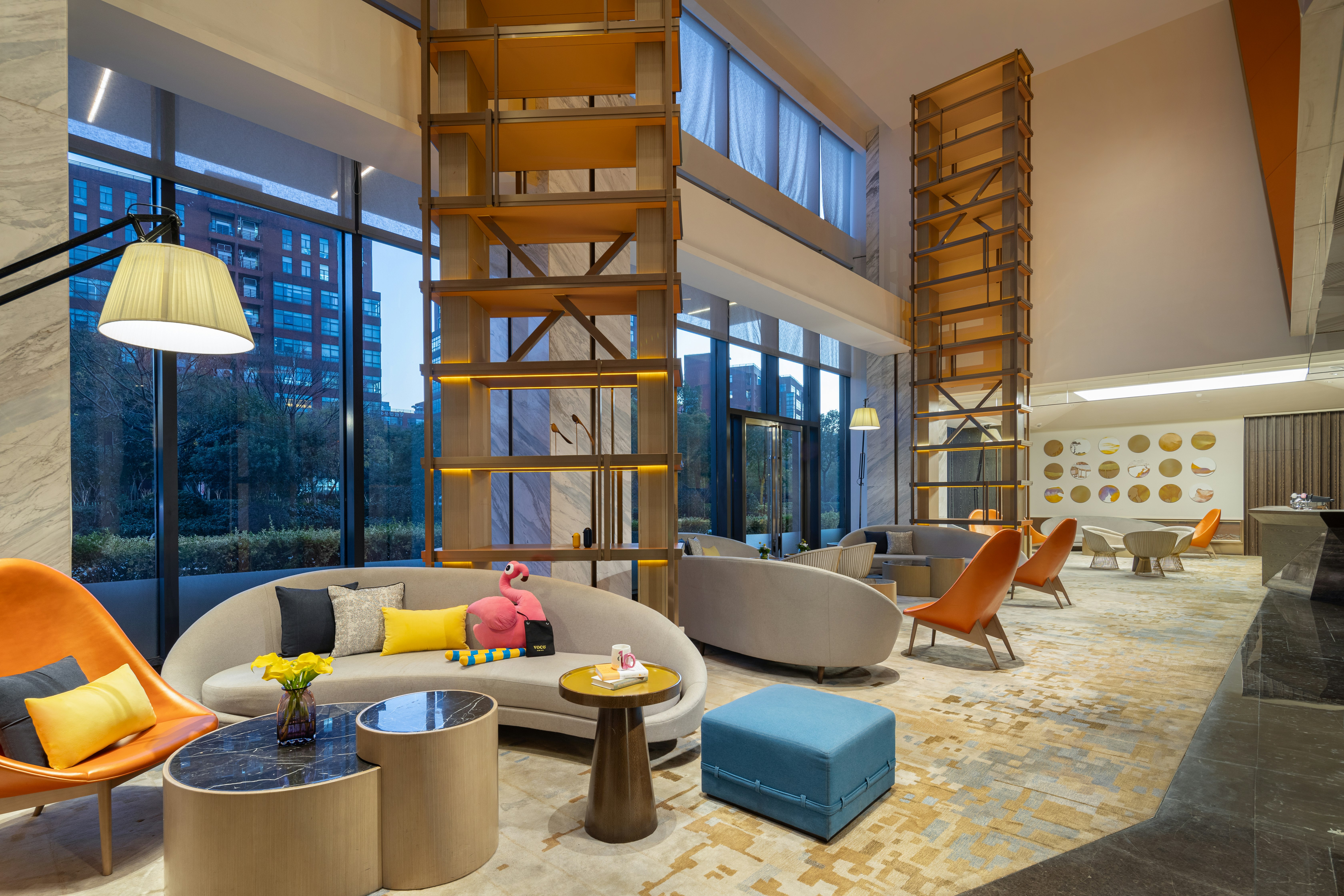 voco Shanghai Hongqiao Hub by IHG 24/45