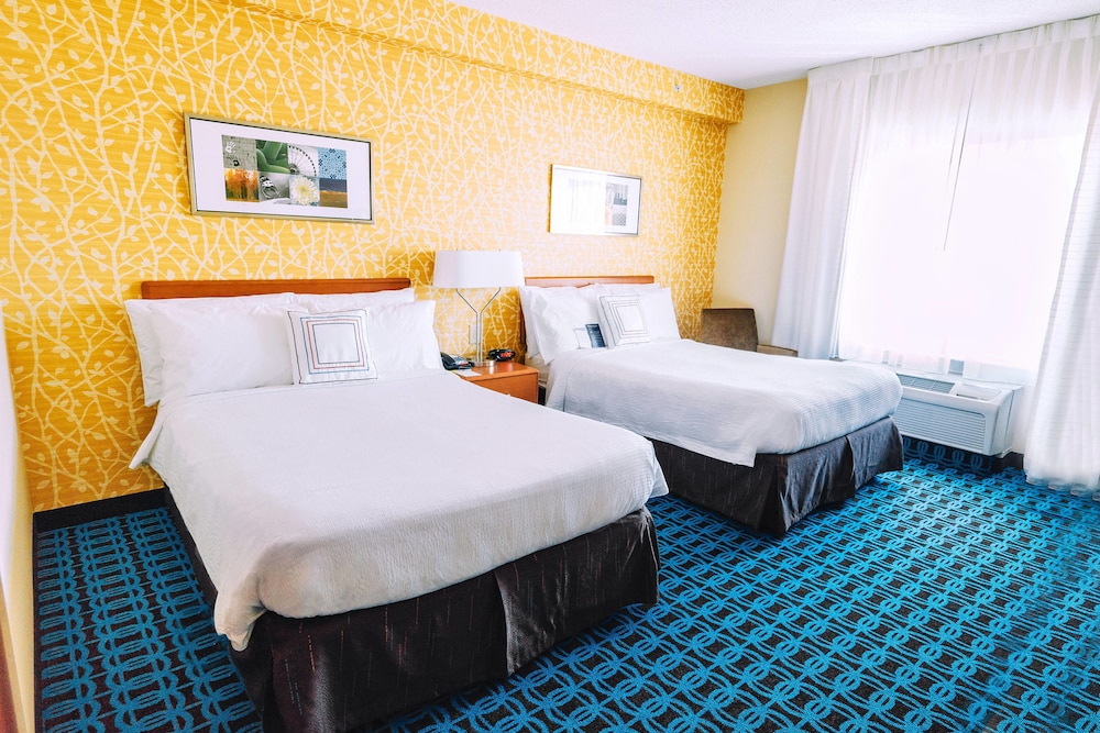Fairfield Inn Medford Long Island 13/50