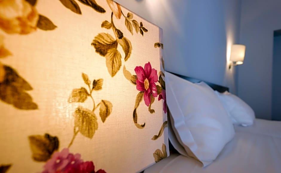 CATOLICA HOTEL 33/51