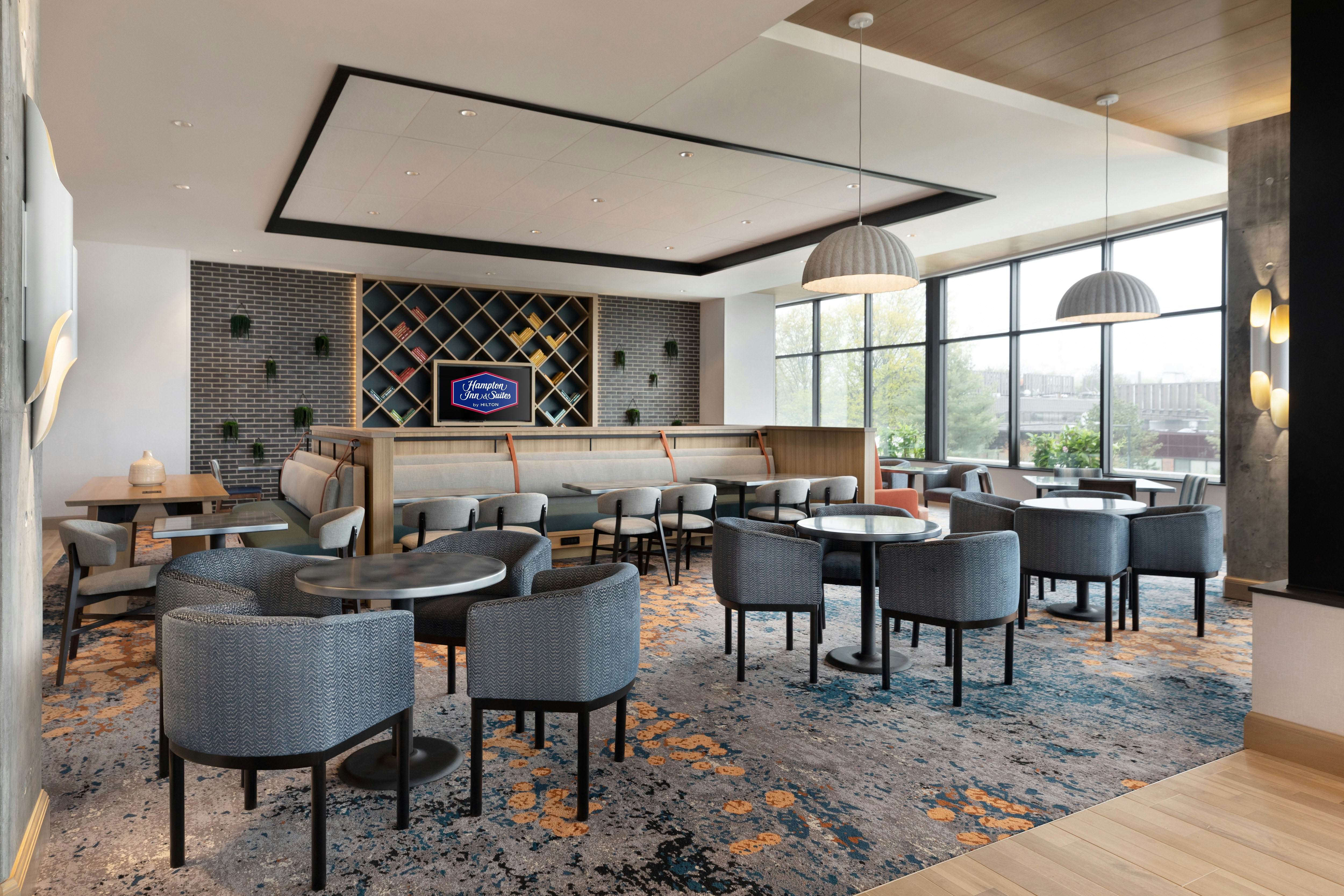 Hampton Inn and Suites Watertown Boston 12/16
