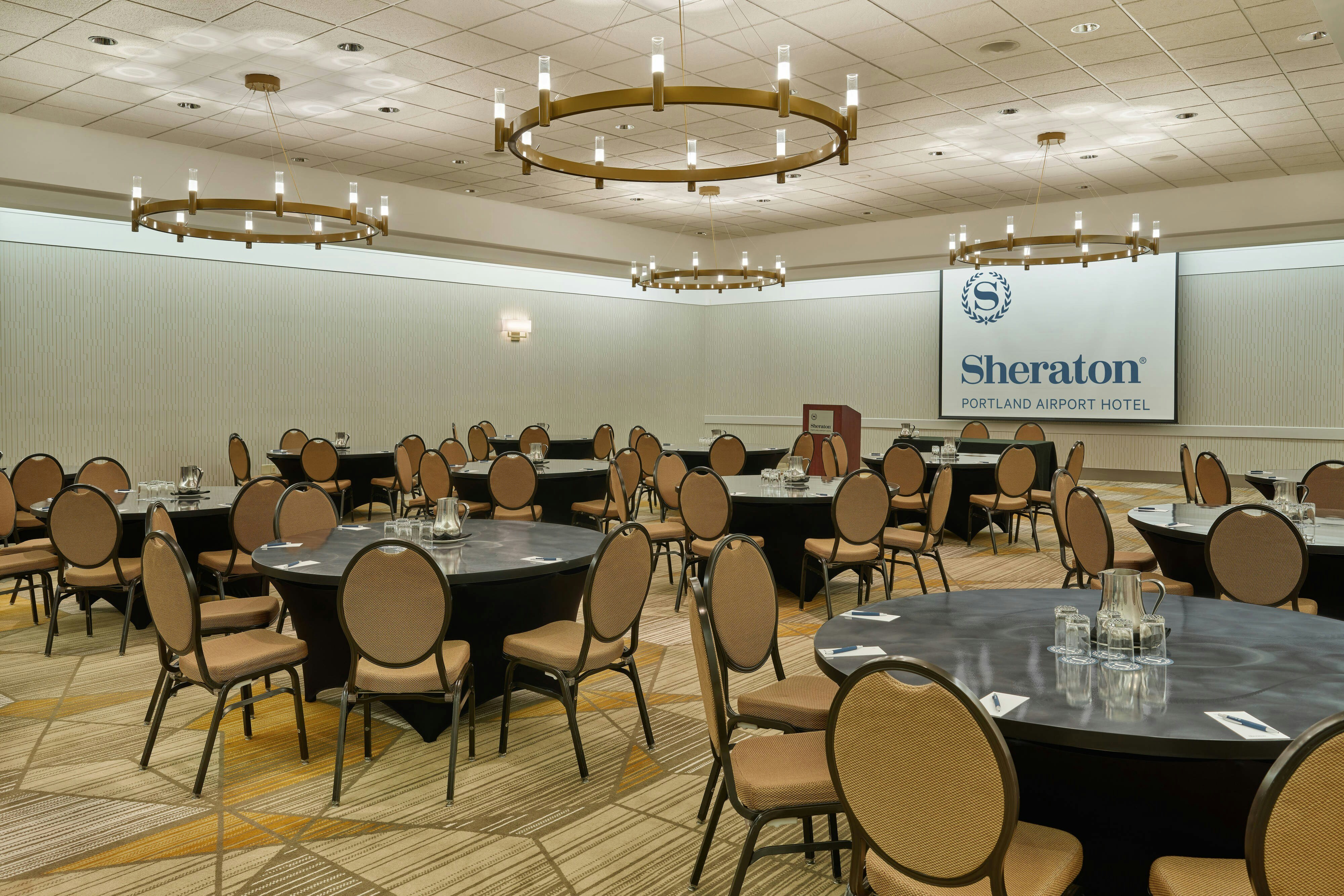 Sheraton Portland Airport Hotel 12/17