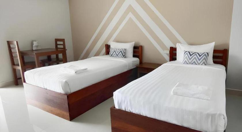 Iyara Residence 24/36