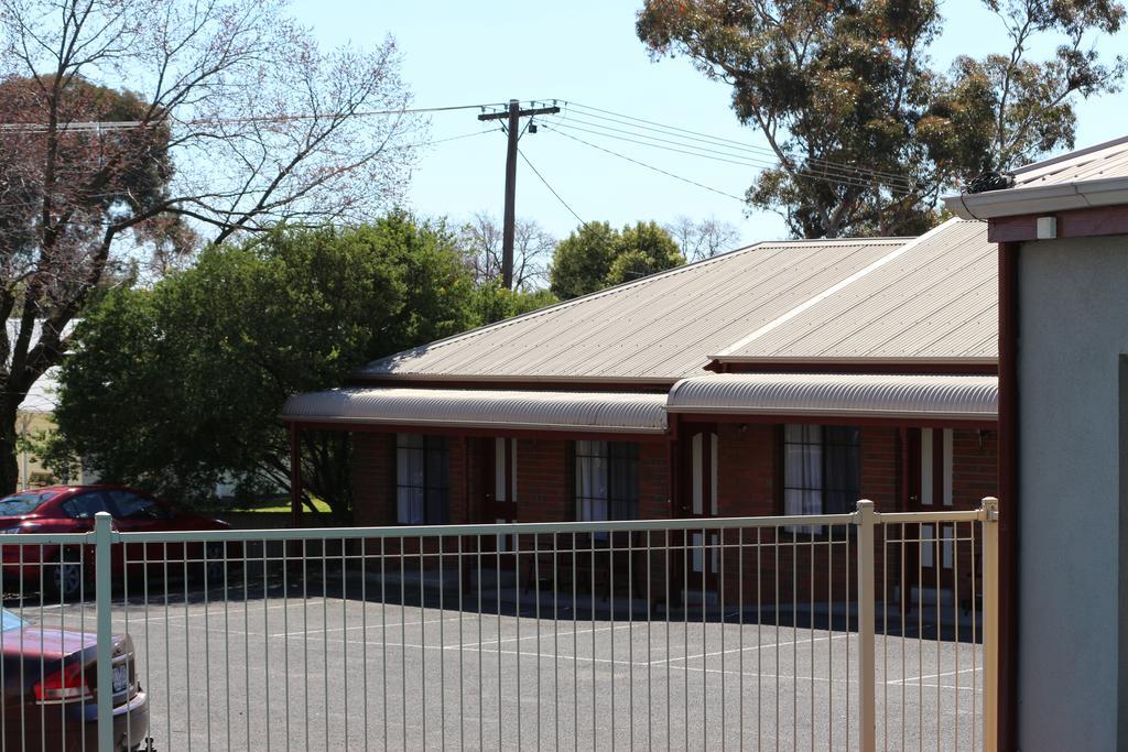 BENDIGO HAYMARKET MOTOR INN 2/27