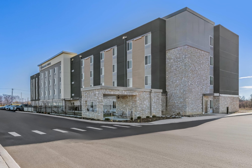 Everhome Suites Rochester Greece 40/50