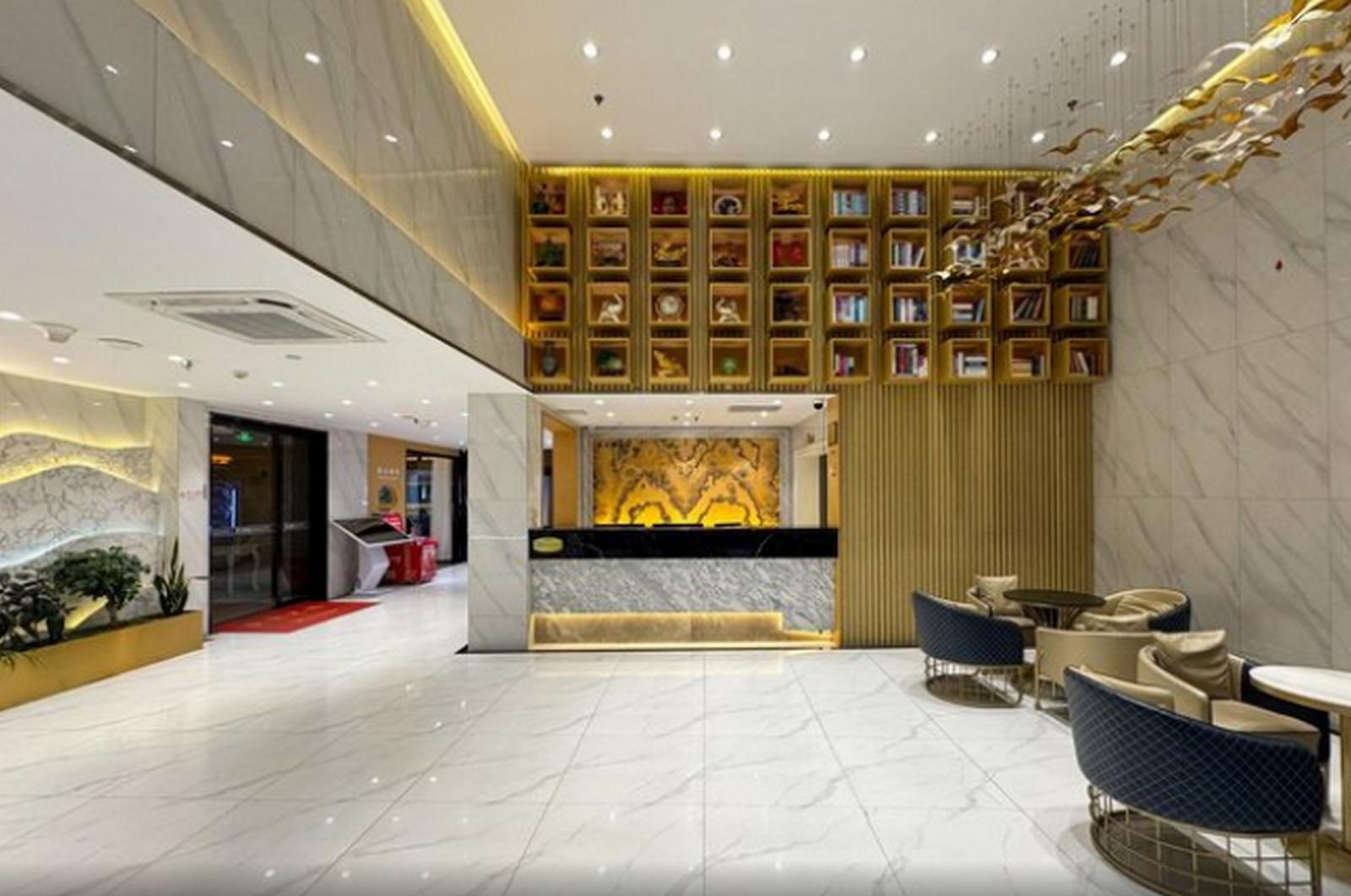 Chengjing Life Hotel (Beijing Happy Valley) 7/21