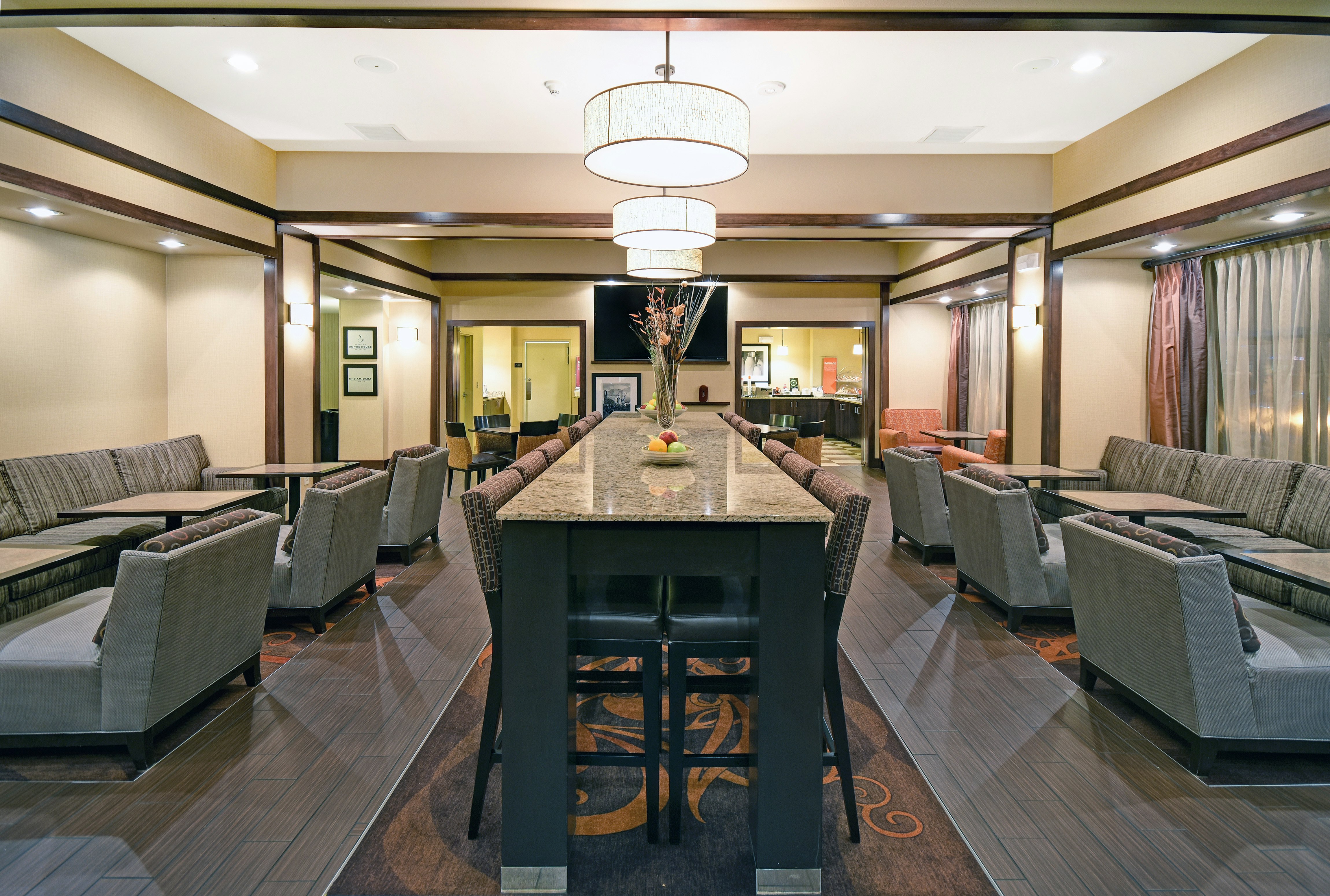 Hampton Inn Beloit 32/56