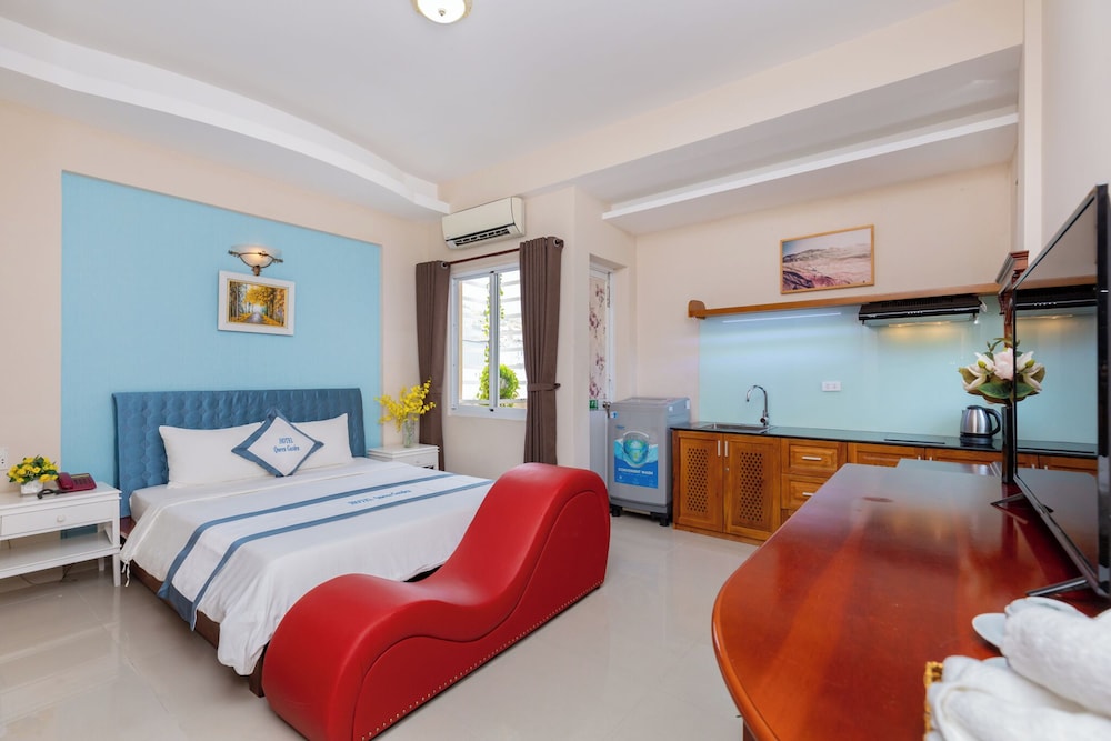 Queen Garden Hotel 41/65
