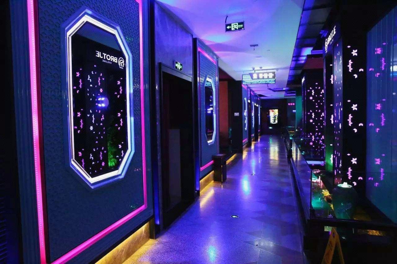 Vienna Hotel (Shenzhen Botanical Garden Road store) 52/52