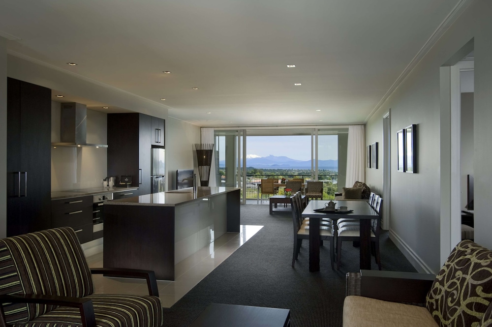 Hilton Lake Taupo 37/70