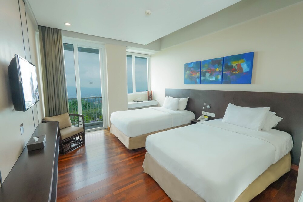Amarta Hills Hotel And Resort 19/50