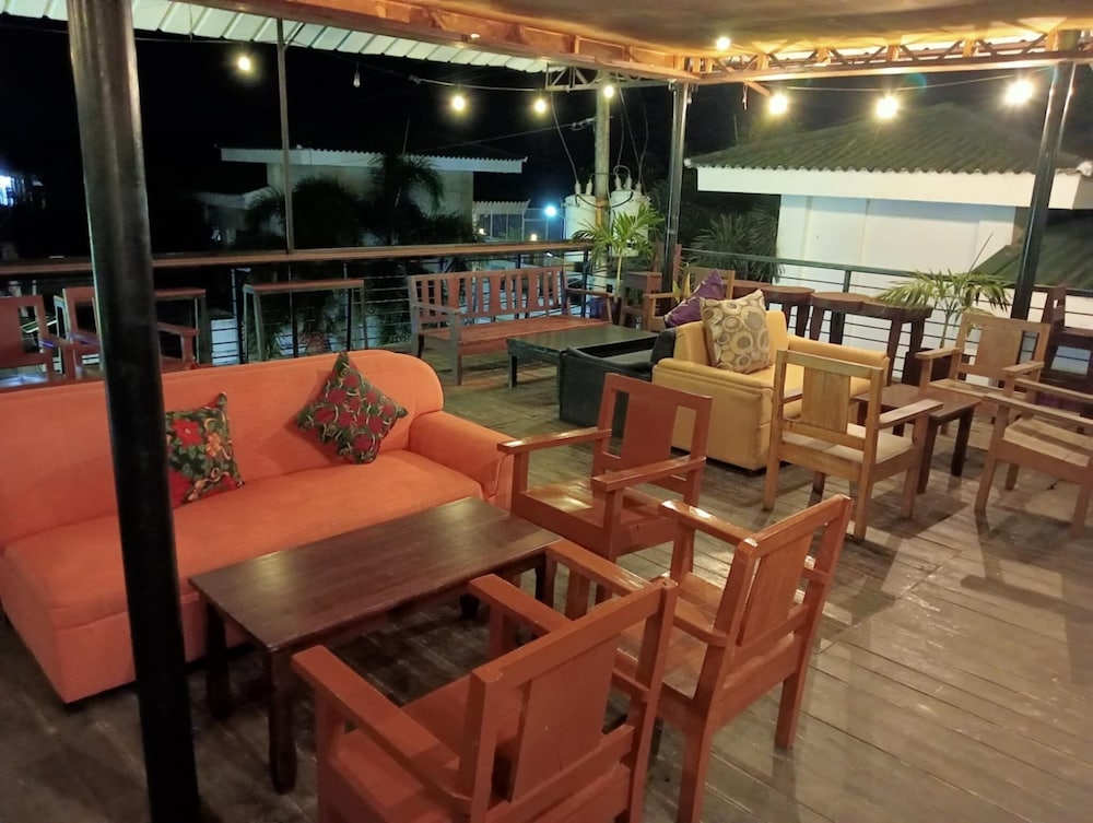 Antonios Pension House 47/50