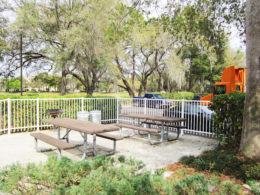 Extended Stay America - Tampa - Brandon 4/47
