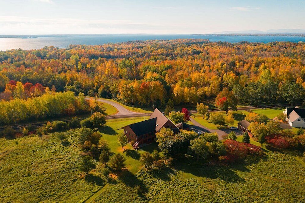 Point Au Roche Lodge 42/50