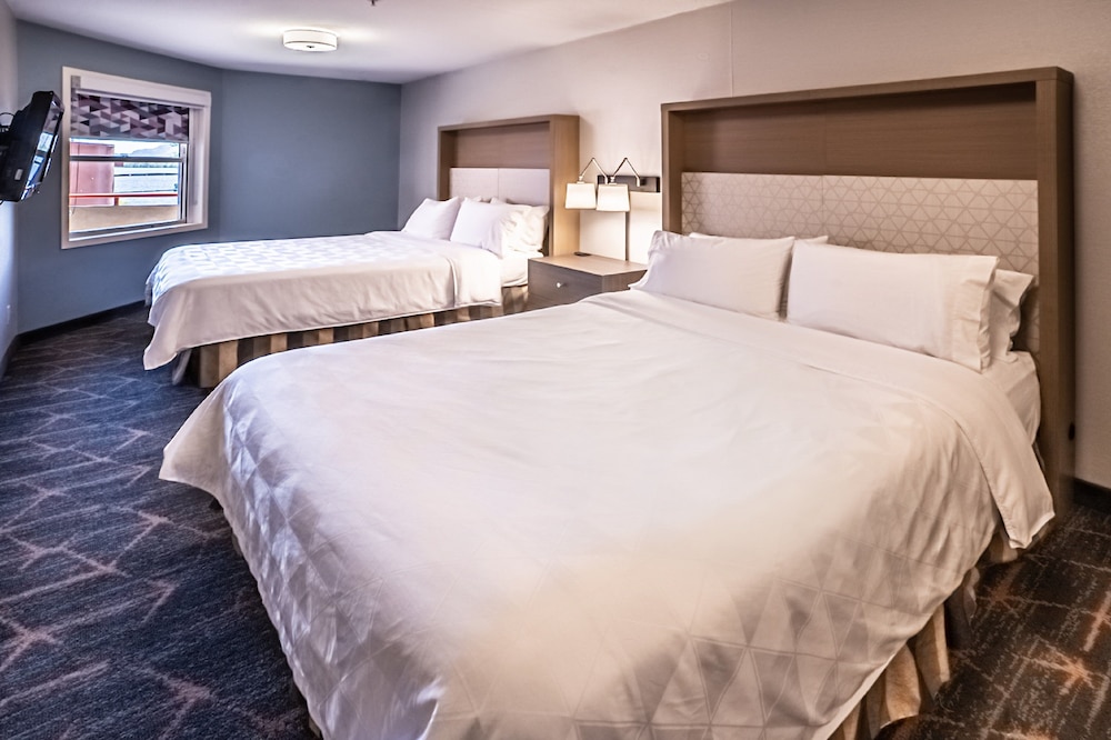 Holiday Inn Osoyoos 22/81