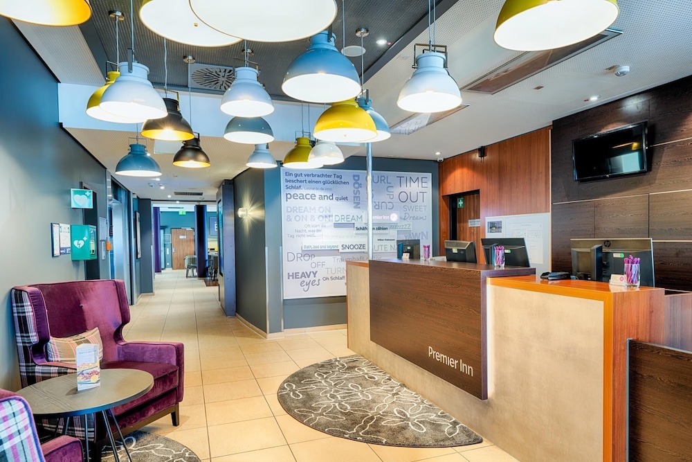 Premier Inn Frankfurt City Europaviertel 11/56