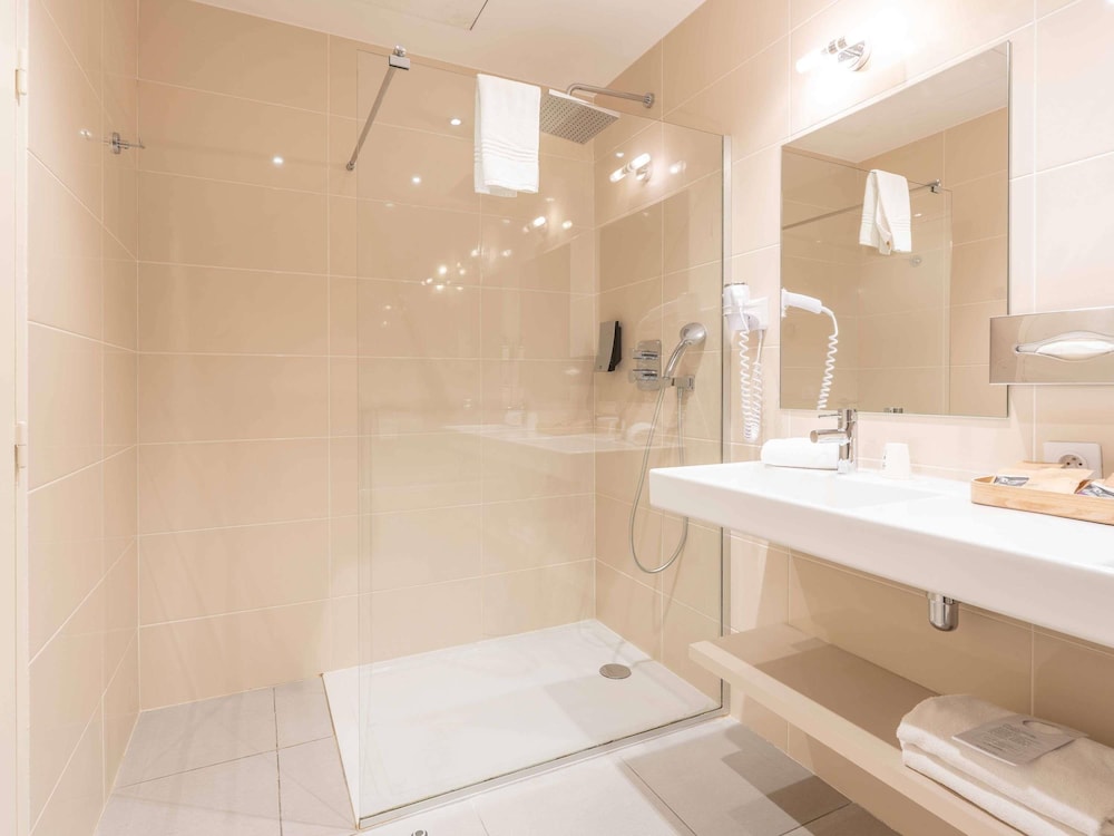 Hotel Mercure Aix en Provence Sainte Victoire 45/47